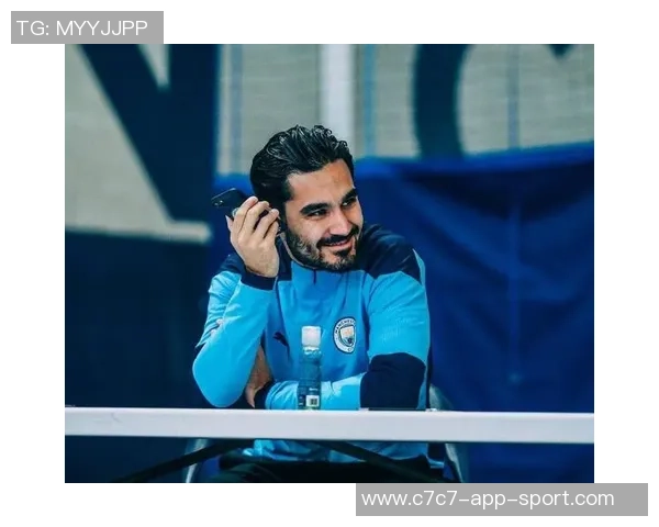 热刺旧将加尔文中风后康复中俱乐部送上温暖祝福与支持