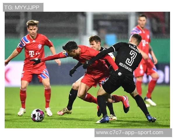 慕尼黑1860主席回应被拜仁球迷侮辱母亲事件表示不会上诉但感到愤怒 慕尼黑1860主席回应被拜仁球迷侮辱母亲事件表示不会上诉但感到愤怒